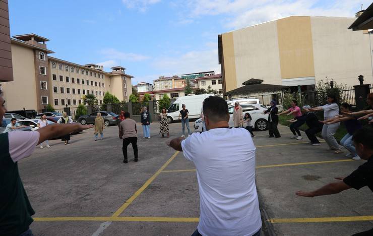 Rize İl Sağlık Müdürlüğü'nün Örnek Bir Etkinliği: Sağlıklı Hayat Merkezi'nde Fiziksel Aktivite 5