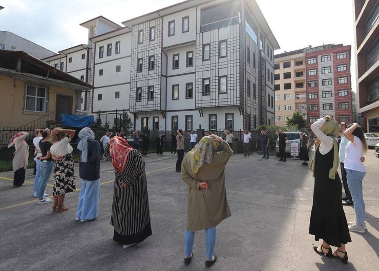 Rize İl Sağlık Müdürlüğü'nün Örnek Bir Etkinliği: Sağlıklı Hayat Merkezi'nde Fiziksel Aktivite 8