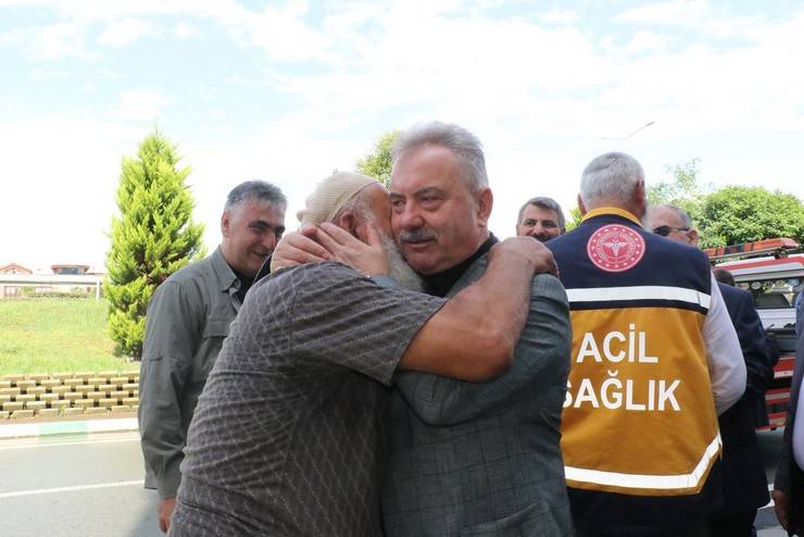 İl Başkanı Katmer, İyidere'de esnaf ziyaretlerinde bulundu 3