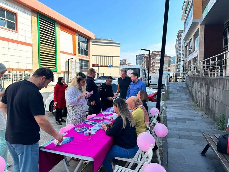 Rize'de Gençlik ve Spor İl Müdürlüğü personeline “Ücretsiz Kanser Taraması” yapıldı 12