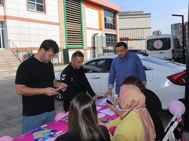 Rize'de Gençlik ve Spor İl Müdürlüğü personeline “Ücretsiz Kanser Taraması” yapıldı 17