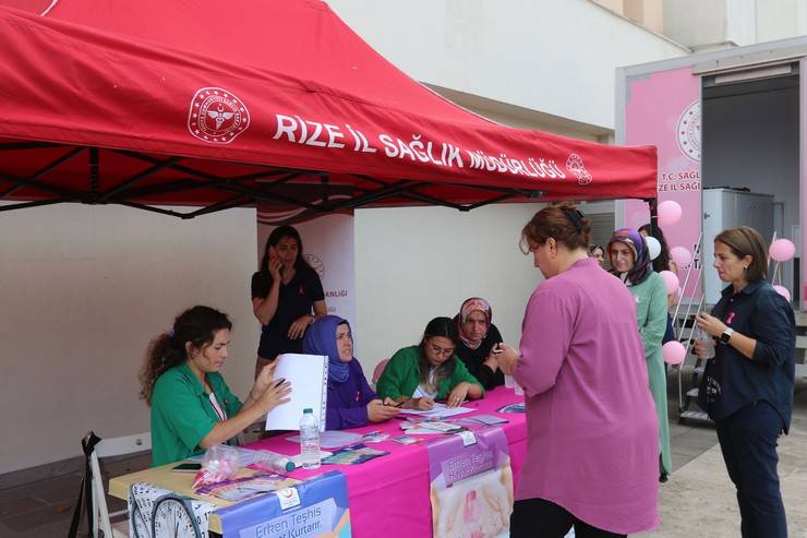 Rize'de Valilik personeline Ücretsiz Kanser Taraması yapıldı 7