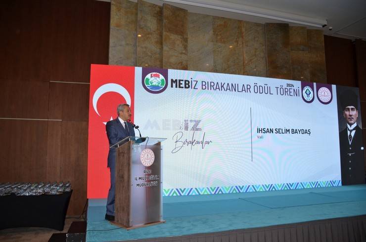 MEBİZ İz Bırakanlar ve Tercihim Rize Ödül Töreni Gerçekleştirildi 14