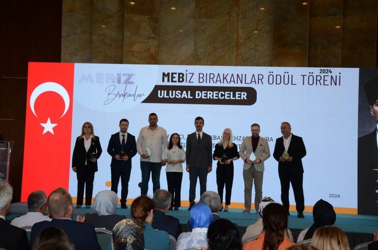 MEBİZ İz Bırakanlar ve Tercihim Rize Ödül Töreni Gerçekleştirildi 20