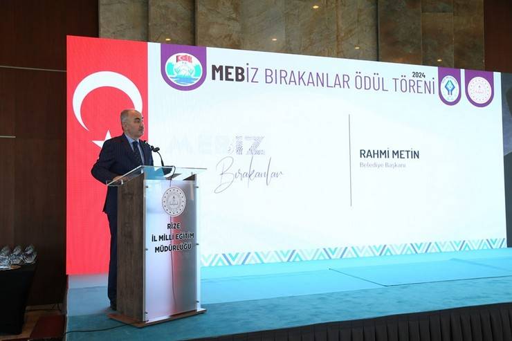 MEBİZ İz Bırakanlar ve Tercihim Rize Ödül Töreni Gerçekleştirildi 40