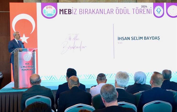 MEBİZ İz Bırakanlar ve Tercihim Rize Ödül Töreni Gerçekleştirildi 52