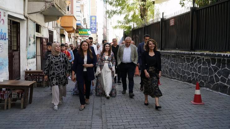 Fındıklı Belediyesi ile Sur Belediyesi kardeş belediye oldu 5