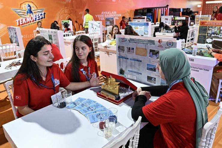 Rize TOBB Fen Lisesi TEKNOFEST'te birinciliği kazandı 4