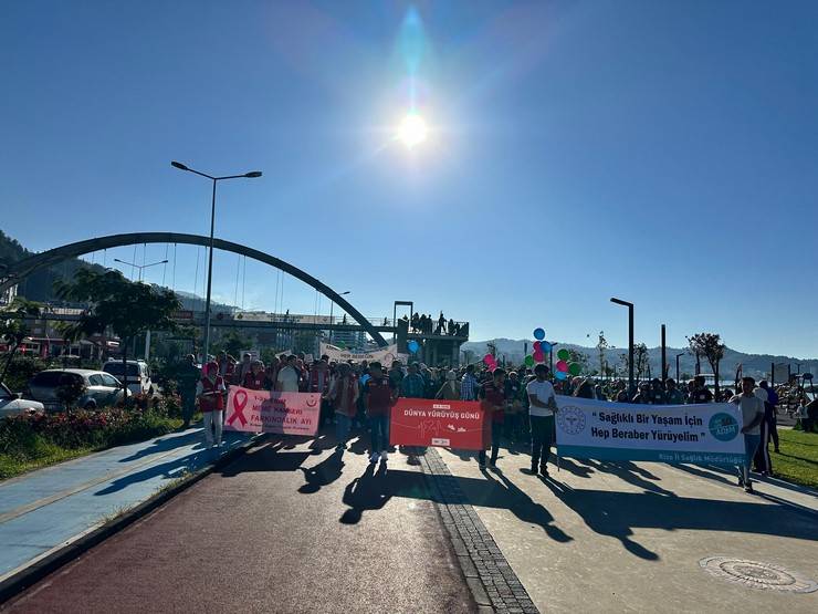 Rize’de yoğun katılımlı Dünya Yürüyüş Günü etkinliği 2