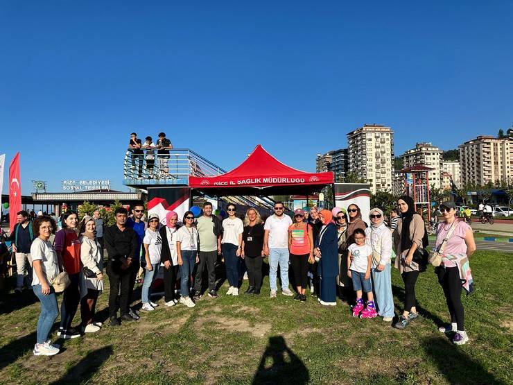 Rize’de yoğun katılımlı Dünya Yürüyüş Günü etkinliği 40