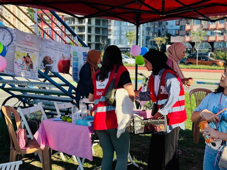 Rize’de yoğun katılımlı Dünya Yürüyüş Günü etkinliği 42