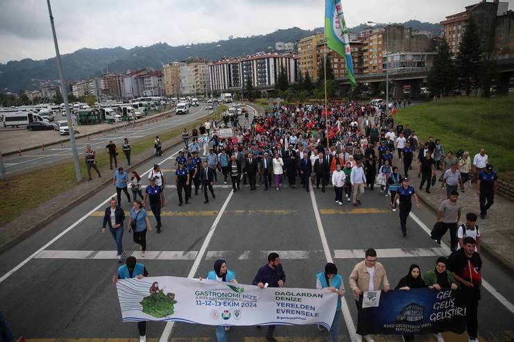 Rize'de "4. GastroRize Festivali" başladı 1