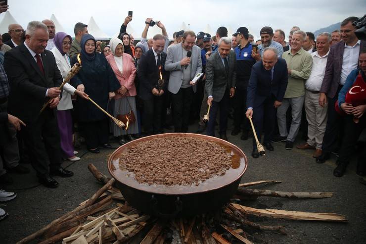 Rize'de "4. GastroRize Festivali" başladı 5