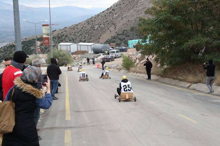 Rize'nin FormuLaz yarışları Erzincan'da yapıldı 17