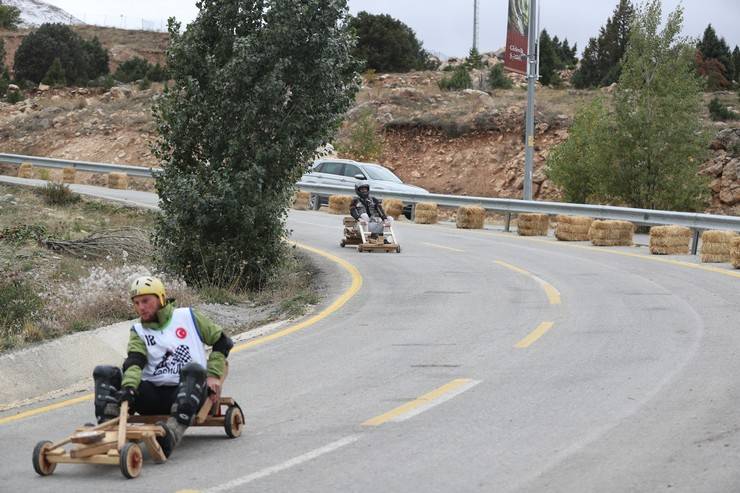 Rize'nin FormuLaz yarışları Erzincan'da yapıldı 21