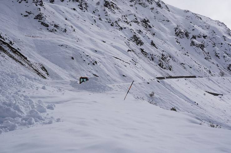 Rize’nin karlı yaylalarından kartpostallık görüntüler 12