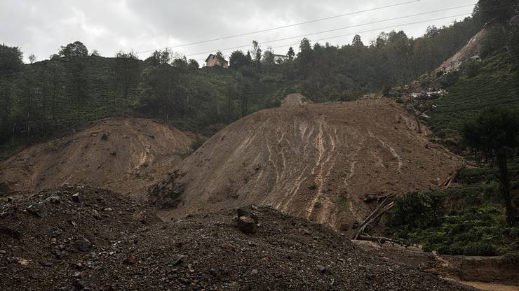 Rize'de sağanak hayatı olumsuz etkiledi 4