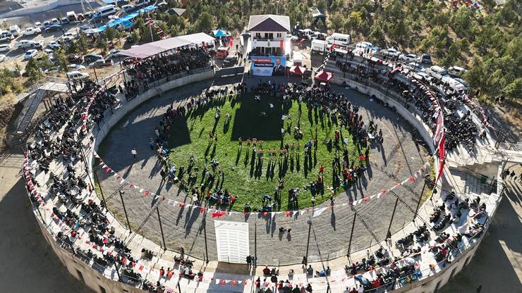 Artvin'de 74. Yusufeli Geleneksel Karakucak Güreşleri yapıldı 6