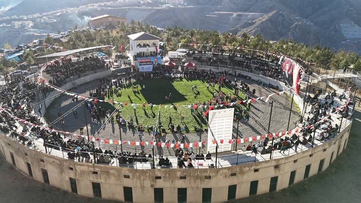 Artvin'de 74. Yusufeli Geleneksel Karakucak Güreşleri yapıldı 7