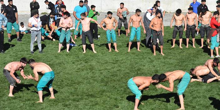 Artvin'de 74. Yusufeli Geleneksel Karakucak Güreşleri yapıldı