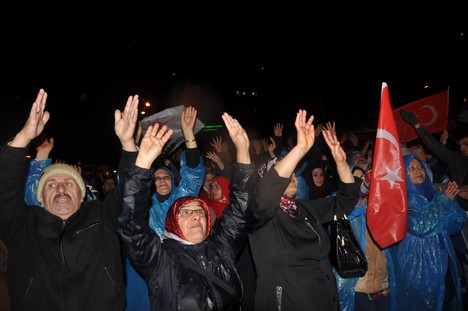 Rize’de Ak Partililer Zaferi Böyle Kutladı 106