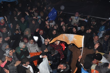 Rize’de Ak Partililer Zaferi Böyle Kutladı 113