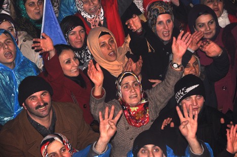 Rize’de Ak Partililer Zaferi Böyle Kutladı 60