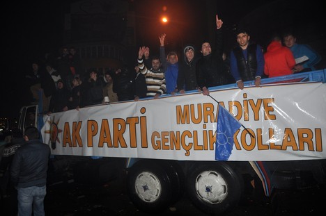 Rize’de Ak Partililer Zaferi Böyle Kutladı 70