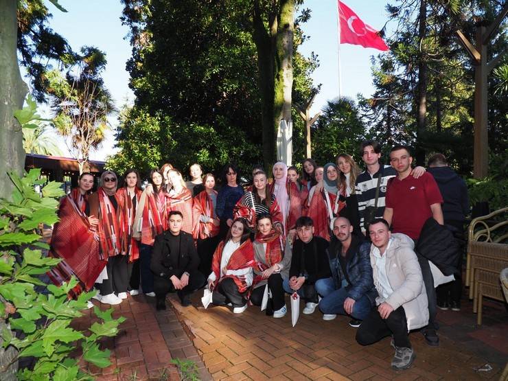 Makedonyalı Türk Gençler ÇAYKUR'un konuğu oldu 10