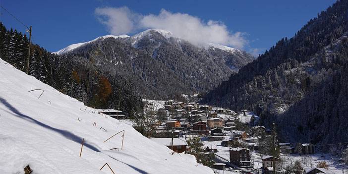 Ayder'de sonbahar kış ile birleşti, manzara mest etti