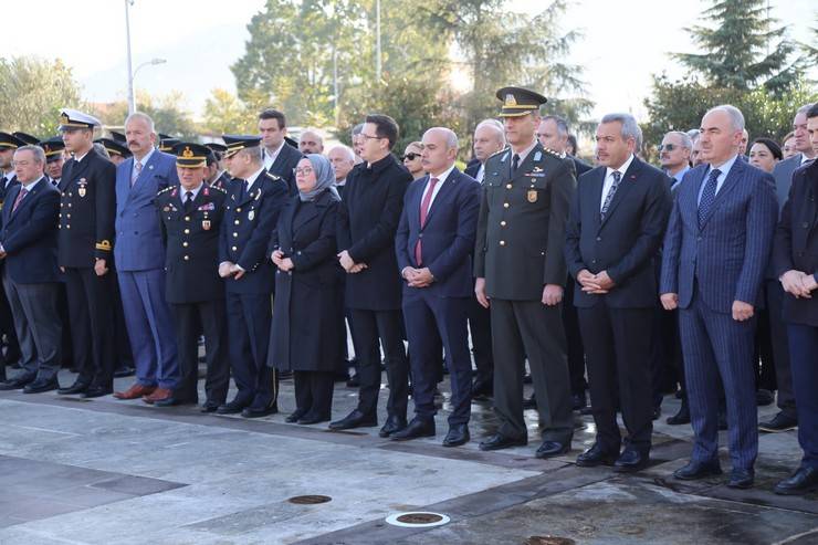 Büyük Önder Atatürk, Rize'de anıldı 2