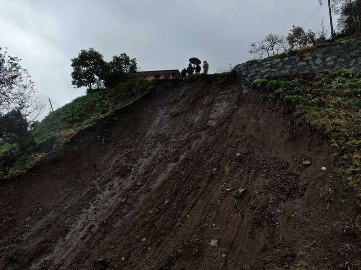 Rize'nin Çayeli ilçesinde heyelanın yaşandığı alan havadan görüntülendi 6