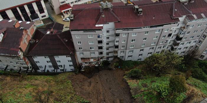 Rize'nin Çayeli ilçesinde heyelanın yaşandığı alan havadan görüntülendi