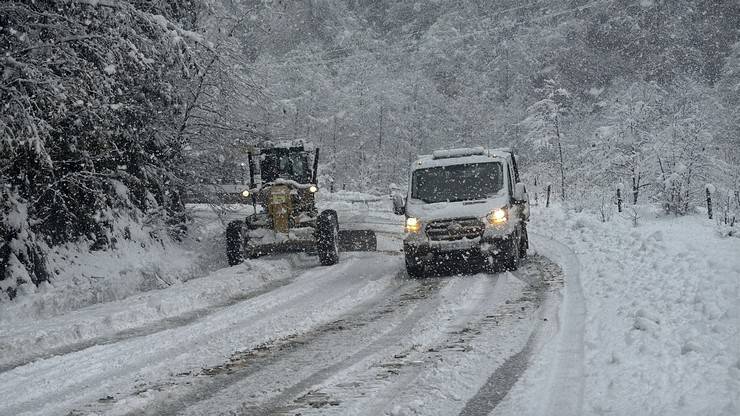 Ayder Yaylası'nda kar kalınlığı 1 metreye ulaştı 10