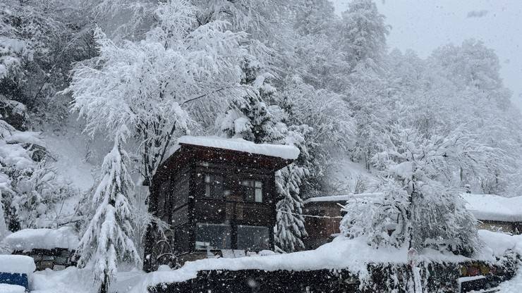 Ayder Yaylası'nda kar kalınlığı 1 metreye ulaştı 7