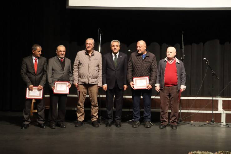 24 Kasım Öğretmenler Günü, Rize’de kutlandı 11