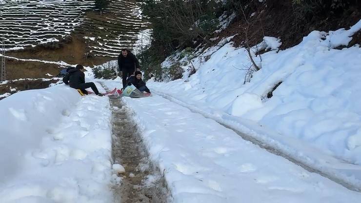 Handüzü Yaylası'nda kar eğlencesi 2