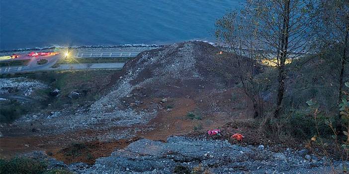 Artvin'de heyelan; Karadeniz Sahil Yolu ulaşıma kapandı