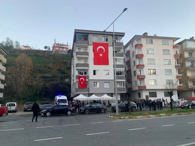 Doğum gününden bir gün sonra şehit oldu; Rize'deki ailesine acı haberi ulaştı 11