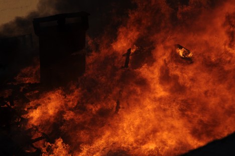 Rize'de Korkunç Yangın 13