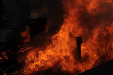 Rize'de Korkunç Yangın 9