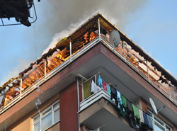 Rize'de Korkunç Yangın