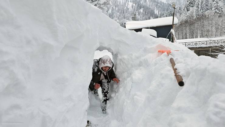 Rize'de kar ve soğuk hava etkili oluyor 3