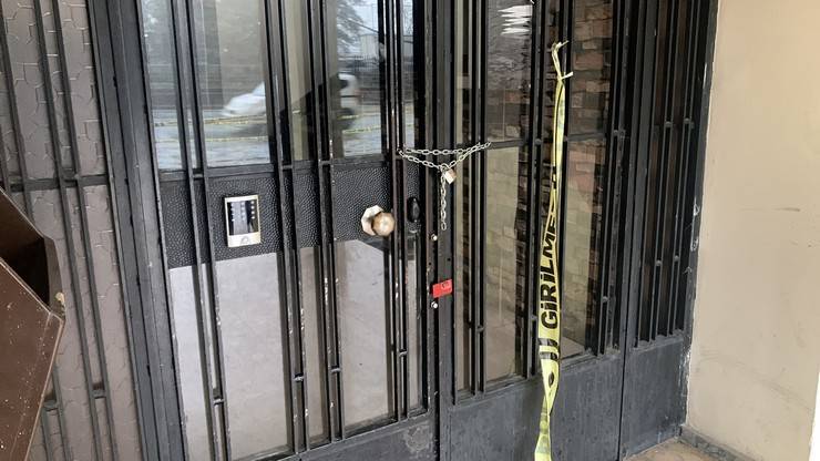 Rize'de tahliye edilen 8 katlı apartman mühürlendi 10
