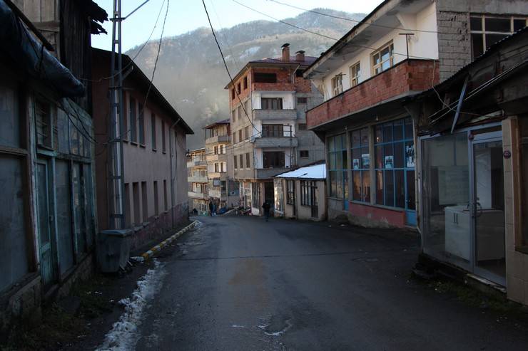 Trabzon'un bu mahallesinde örnek gelenek 5