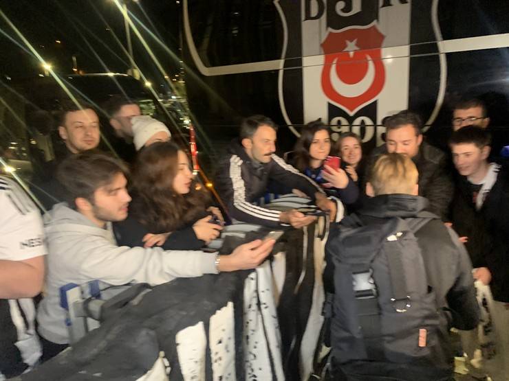 Beşiktaş kafilesi Rize’de 25