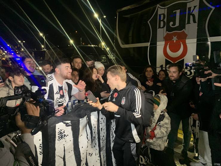 Beşiktaş kafilesi Rize’de 29