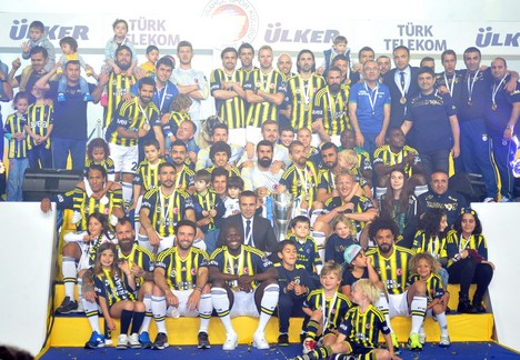 Fenerbahçe Kupasını Aldı 25