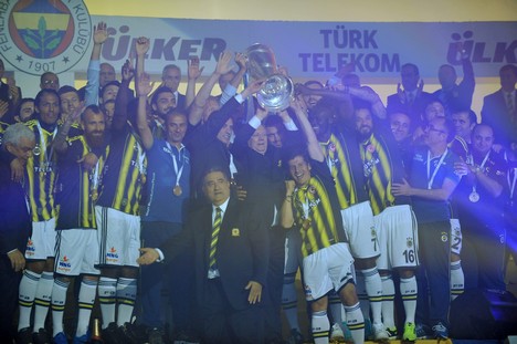 Fenerbahçe Kupasını Aldı 32