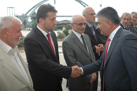 Rize Valisi Ersin Yazıcı Göreve Başladı 15